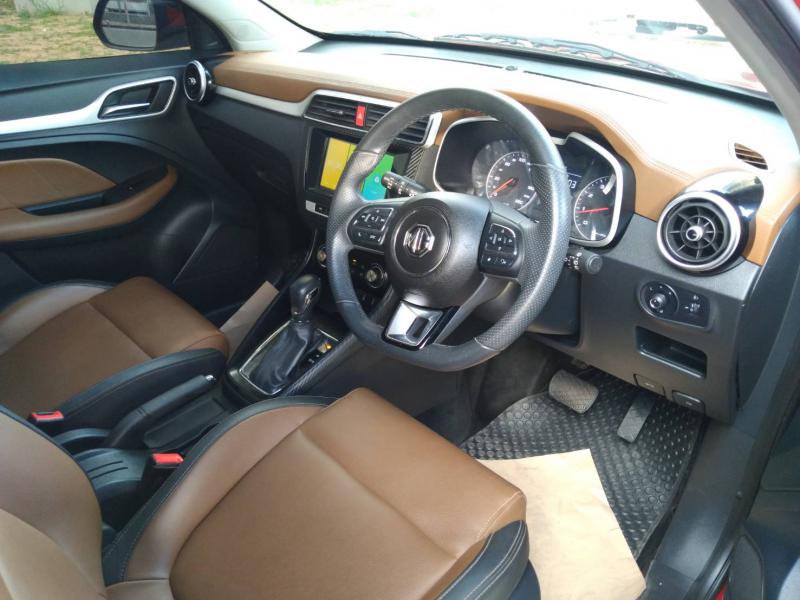MG ZS1 2012