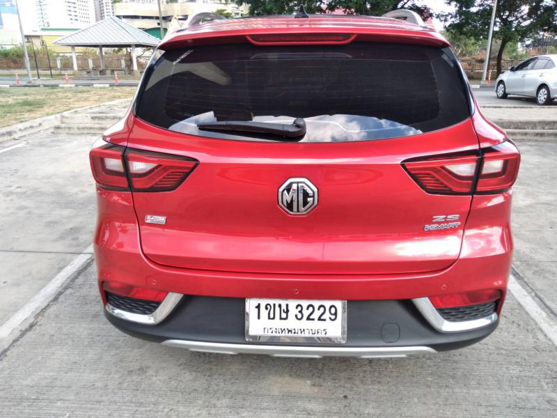MG ZS1 2012